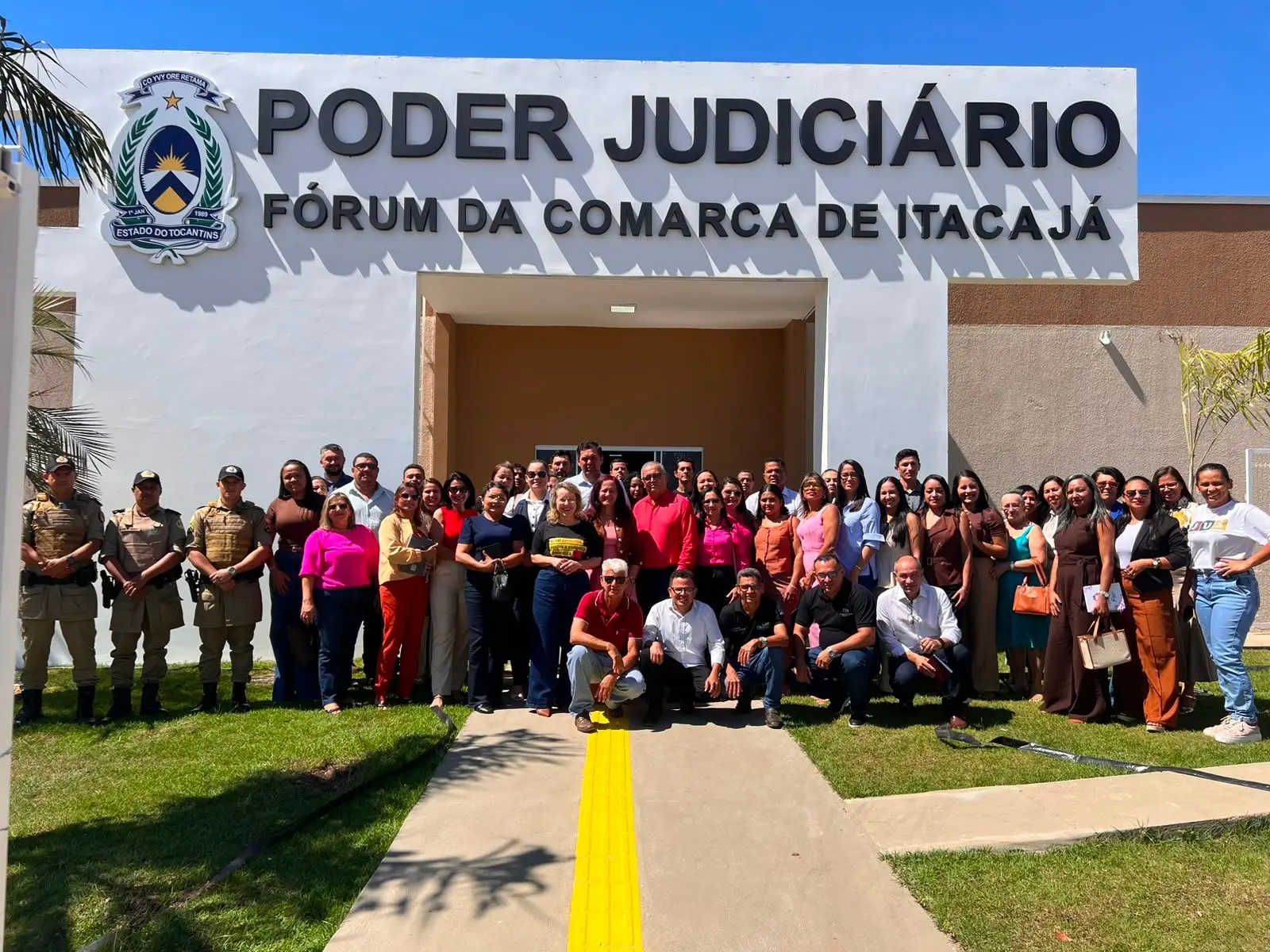 PREFEITO PARTICIPA DE PALESTRA DE CONSCIENTIZAÇÃO CONTRA A VIOLÊNCIA À MULHER EM ITACAJÁ